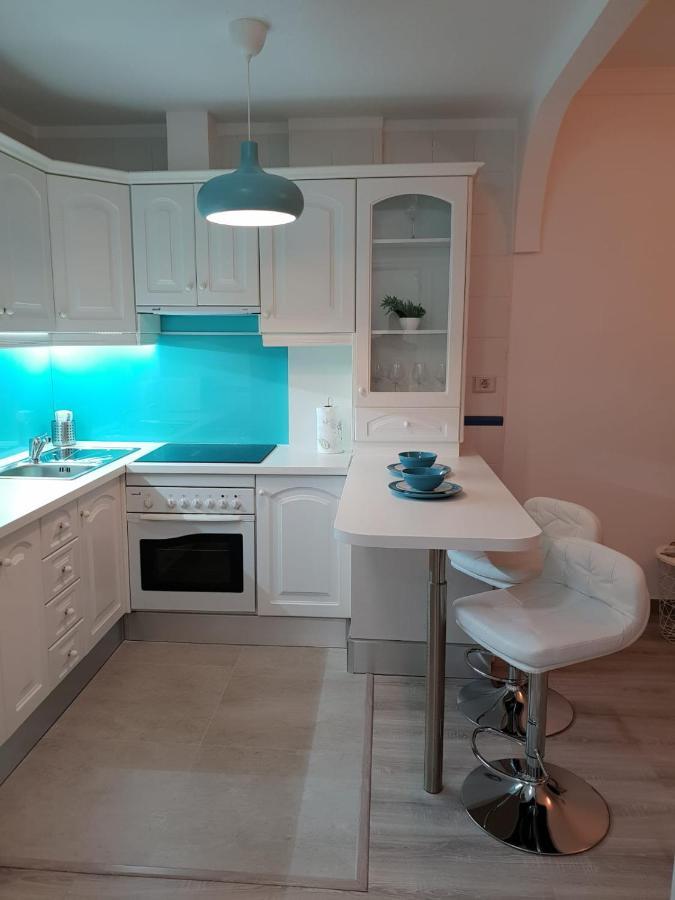 A Charming Apartment With A Swimming Pool 코스타델실렌시오 외부 사진